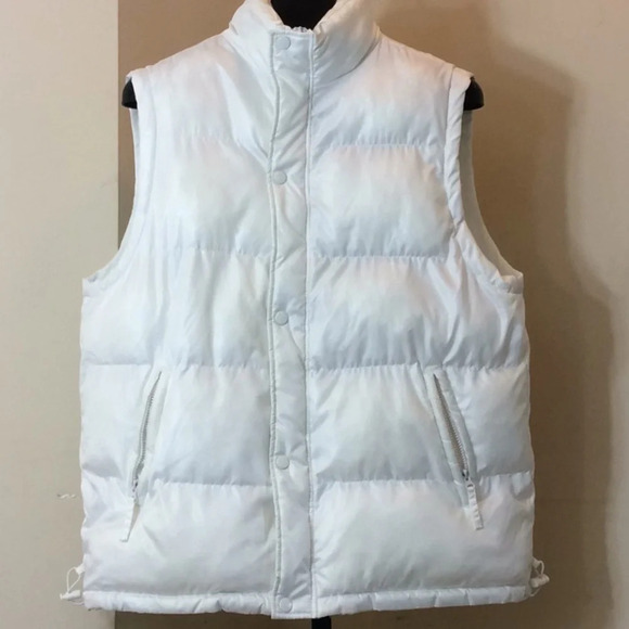 Regal Wear Long White Puffer Ski and Snow Vest - Picture 2 of 10